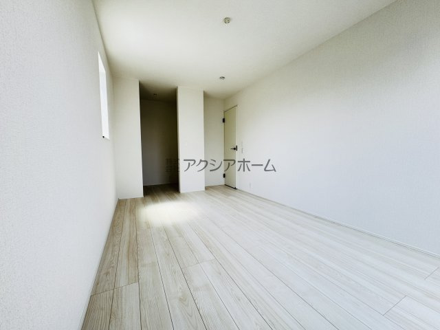 飯能市双柳・全8棟　新築一戸建　2号棟　～角地・駐車2台～の寝室|洋室7.7帖