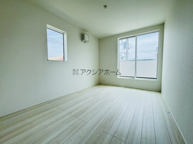 飯能市双柳・全8棟　新築一戸建　2号棟　～角地・駐車2台～の洋室|洋室6.5帖