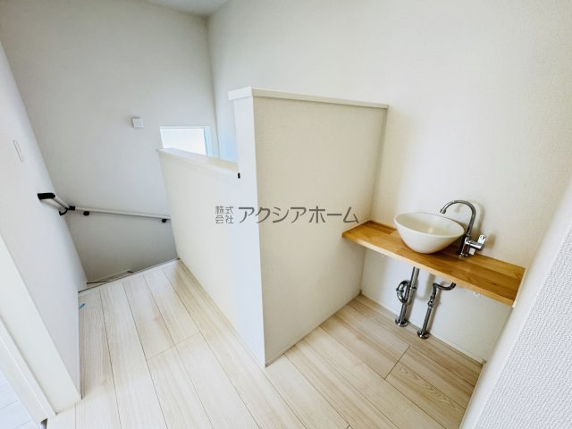 飯能市双柳・全8棟　新築一戸建　2号棟　～角地・駐車2台～の設備|2階手洗い台
