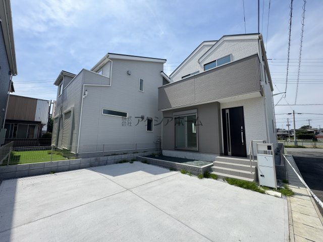 飯能市双柳・全8棟　新築一戸建　2号棟　～角地・駐車2台～の外観|【全8棟・2号棟】建物完成致しました!!是非この機会にご見学下さいませ♪