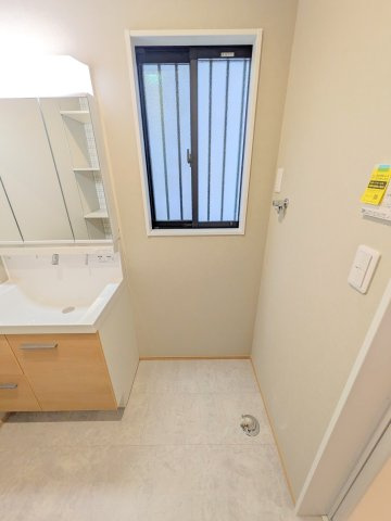 オリーブガーデン大泉吉田の洗面所