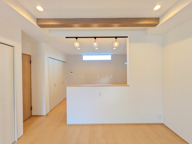 オリーブガーデン大泉吉田の居間・リビング