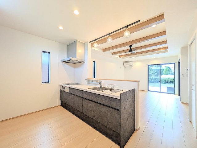 オリーブガーデン大泉吉田のキッチン