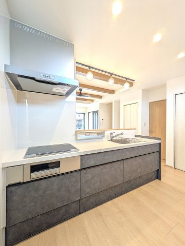 オリーブガーデン大泉吉田のキッチン