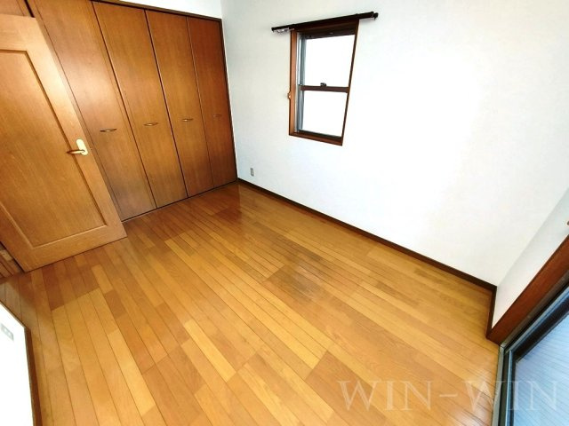 クオリティタウン上野 参番館の寝室