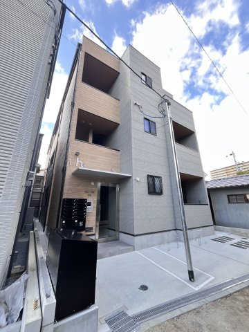 大阪市城東区諏訪１丁目のアパート