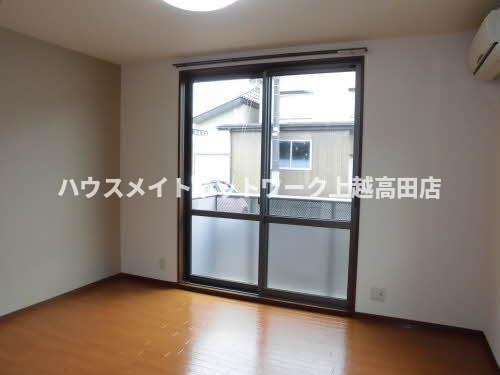 クローバーの洋室|洋室