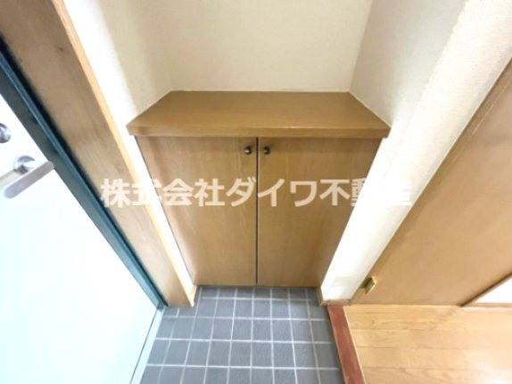 グランデュールの収納|シューズBOX
