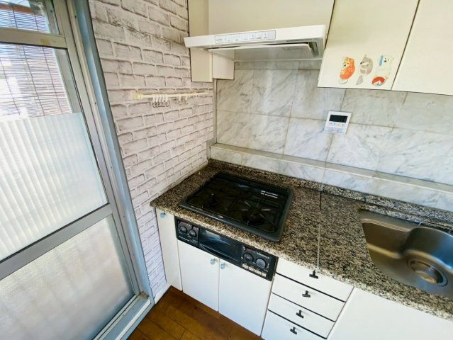 中古マンション　サニーパークハイツ成田　２号棟のキッチン