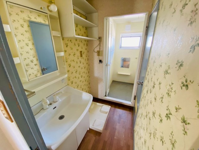 中古マンション　サニーパークハイツ成田　２号棟の脱衣所