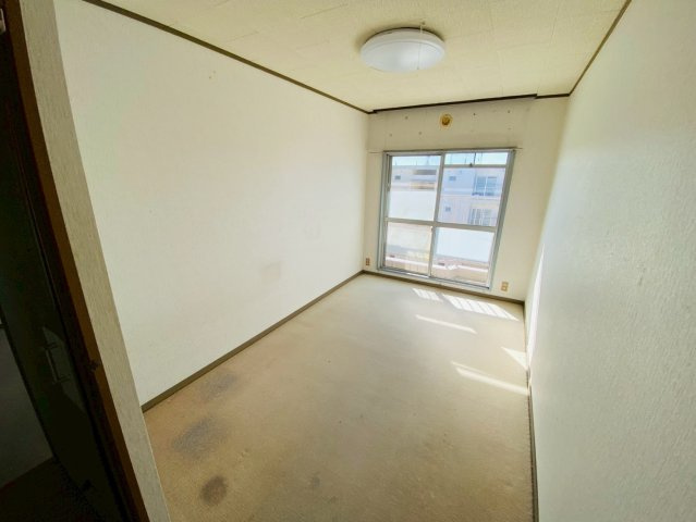 中古マンション　サニーパークハイツ成田　２号棟の洋室