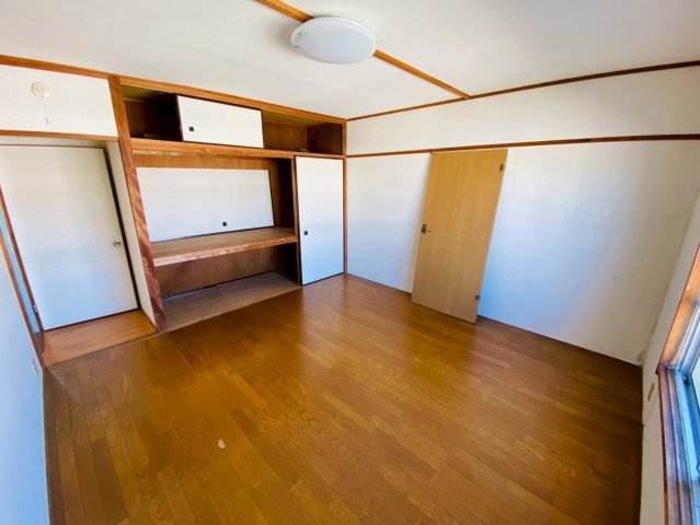 中古マンション　サニーパークハイツ成田　２号棟の洋室