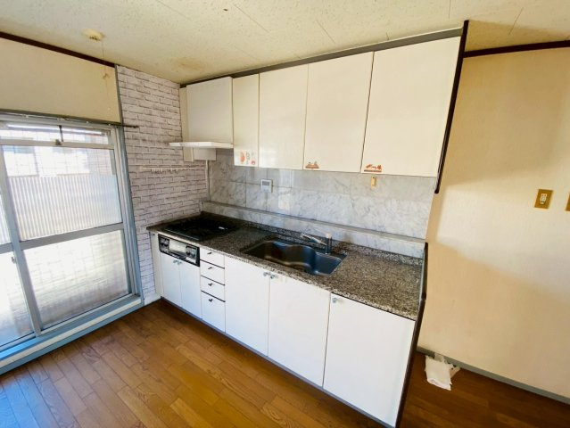 中古マンション　サニーパークハイツ成田　２号棟のキッチン