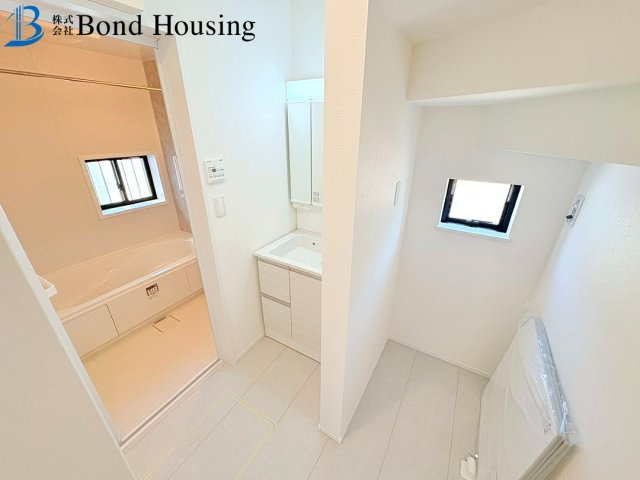 子育てグリーン住宅対象物件　高丘1丁目17-17　全2棟　B号棟のその他