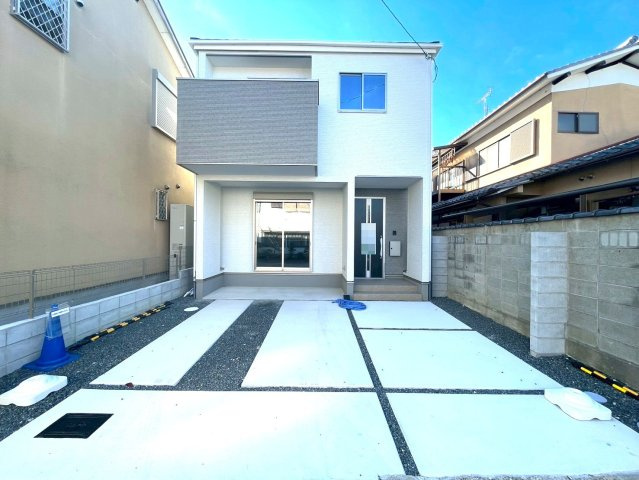 完成物件につき即入居可能●リビング２０帖の４ＬＤＫ●駐車２台ＯＫ●伏見区桃山与五郎町３期の外観|外観