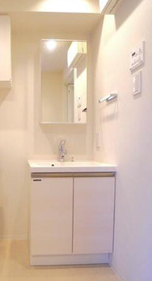 クラリティア文京湯島の洗面所