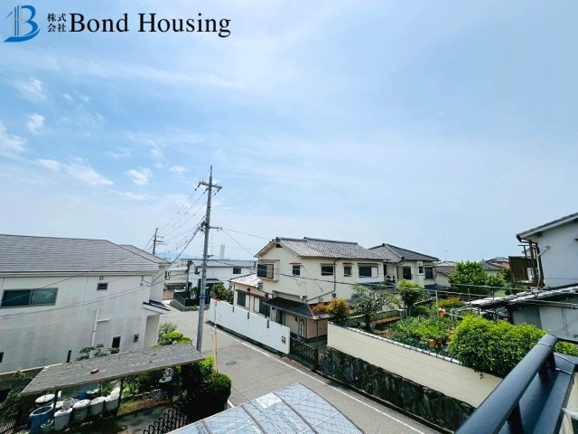 北東角地につき開放的　高丘1丁目17-17　全2棟　A号棟の展望