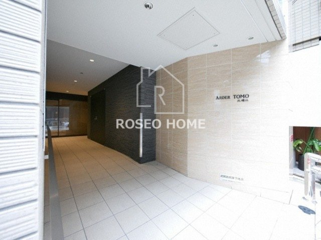 アルデールトモ北堀江のエントランス