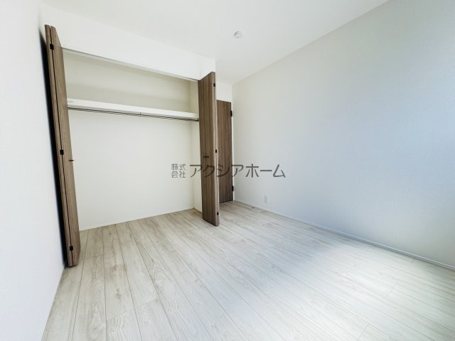 飯能市双柳・全8棟　新築一戸建　3号棟　～LDK21.3帖～の洋室|洋室5.2帖