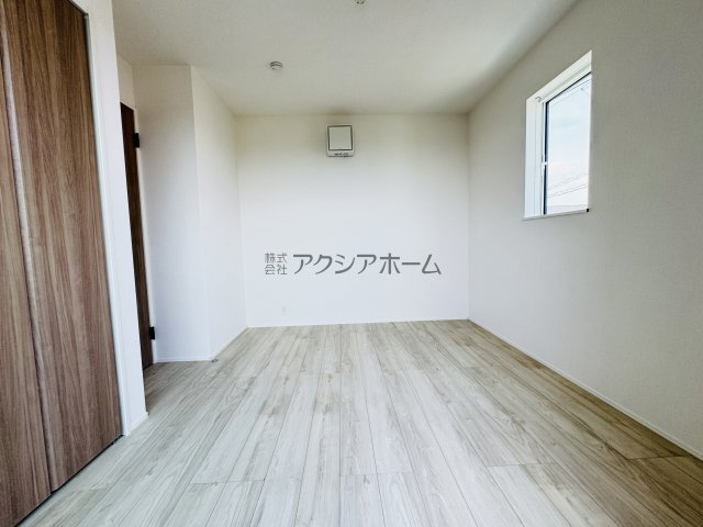 飯能市双柳・全8棟　新築一戸建　3号棟　～LDK21.3帖～の洋室|洋室5.5帖