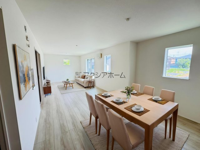 飯能市双柳・全8棟　新築一戸建　3号棟　～LDK21.3帖～の内装|LDK21.3帖（家具はCG画像での表示になります）