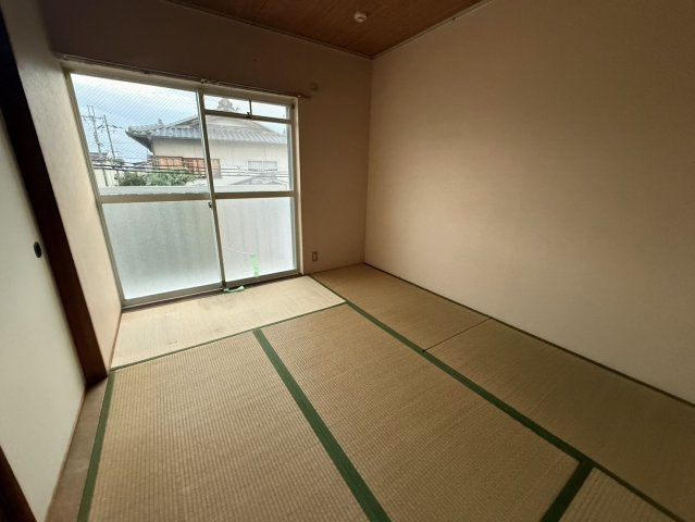 ハピネス桂の和室