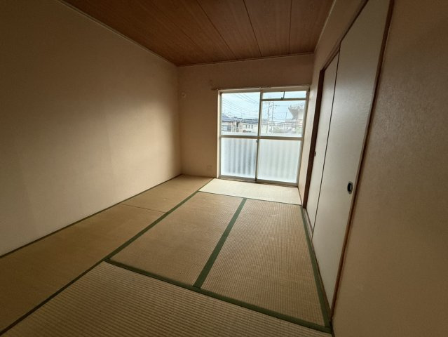 ハピネス桂の和室
