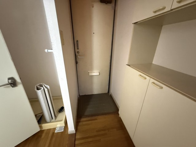 ハピネス桂の玄関