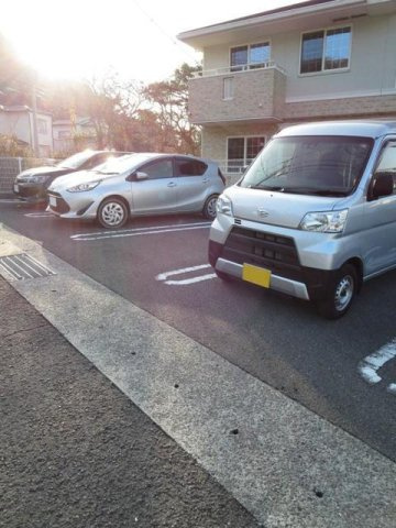ジョイハウスの駐車場