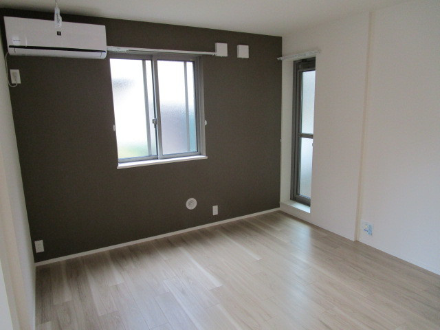 ＫＡＭＡＡＩＮＡの洋室