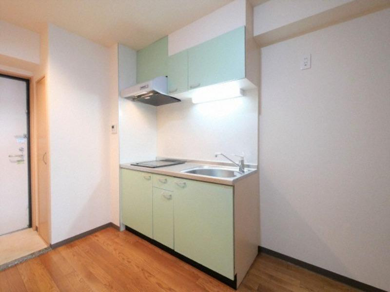 CRUM-1のキッチン