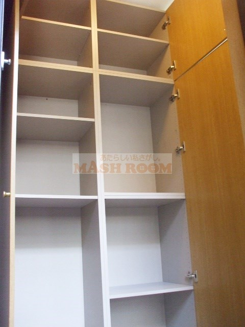 セル高円寺の収納