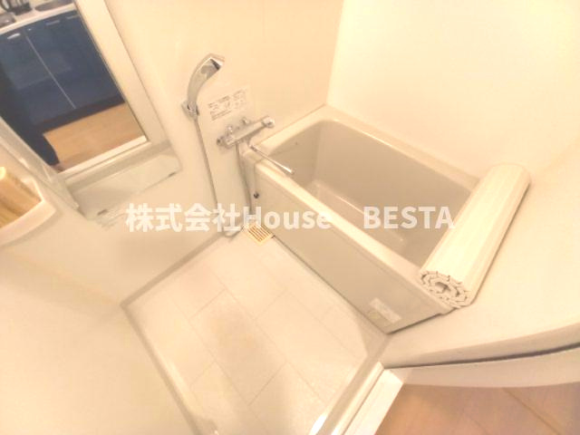 カスタリア三宮の浴室