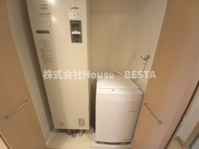 カスタリア三宮の洗面所