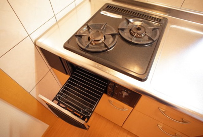 【設備】 | サンモール和坂 | 2口コンロ＆グリル