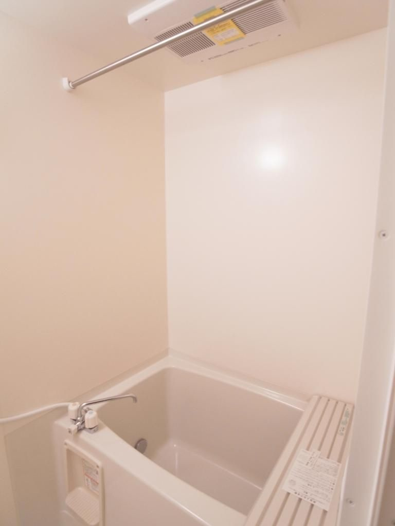 Ｄｕｏ本千葉　１０１の浴室