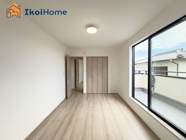 明石市大久保町高丘1丁目　新築戸建　A号棟の寝室|【ホームページに現地動画掲載中】●年中無休：当日予約可●収納が多く季節ものの家電も収納可能
