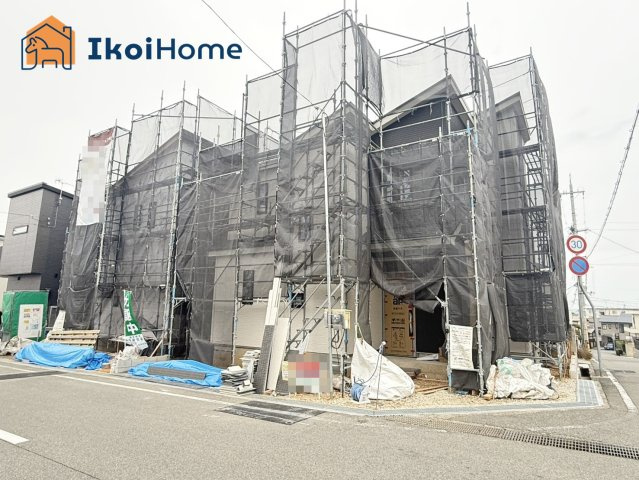 明石市大久保町高丘1丁目　新築戸建　A号棟の駐車場|【ホームページに現地動画掲載中】●年中無休：当日予約可●子育てグリーン住宅対象！住宅性能評価取得！