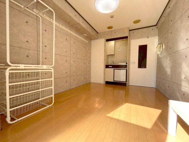 グランドコート新大阪の居間・リビング