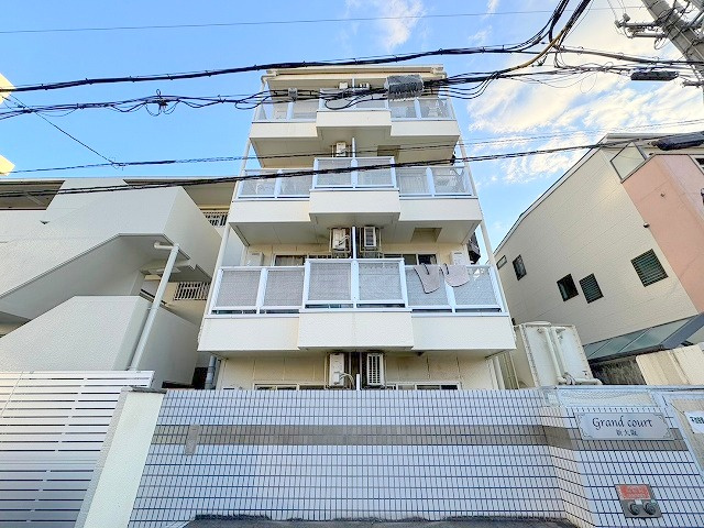 グランドコート新大阪の外観