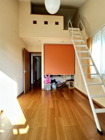 滝沢市牧野林　一戸建て