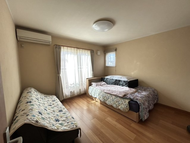 滝沢市牧野林　一戸建ての寝室|2階7帖部屋　ご夫婦の寝室になります♪