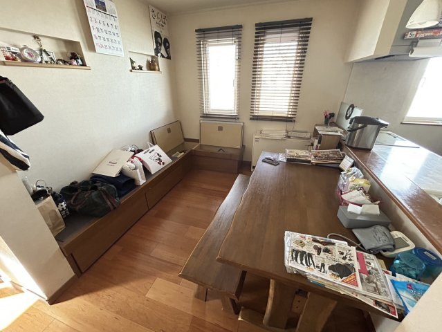 滝沢市牧野林　一戸建ての発電・温水設備|太陽光分電盤　電気代の節約にもなります♪