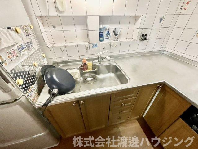 新高5丁目戸建のキッチン