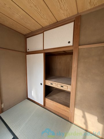 秦野市曲松1丁目　中古戸建の収納