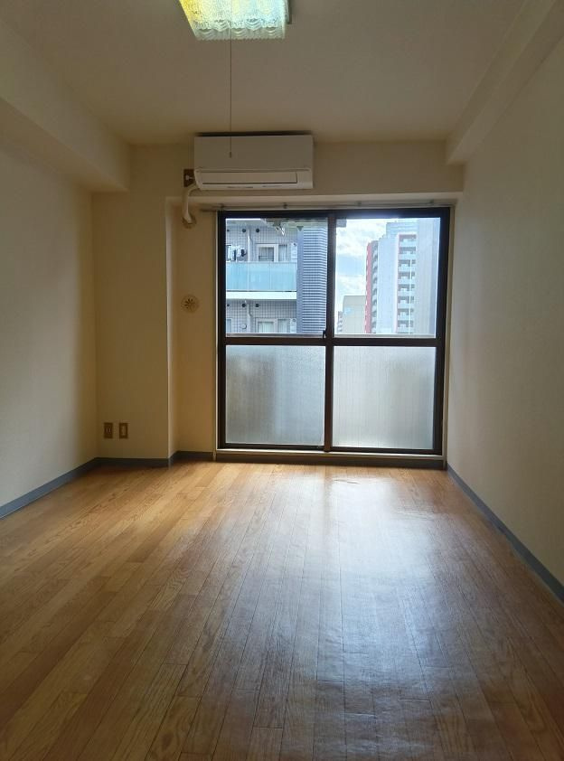 エスポワール入谷の居間・リビング