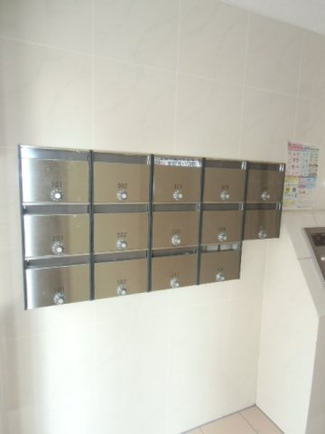 ローズガーデンのその他共用部分|メールボックス