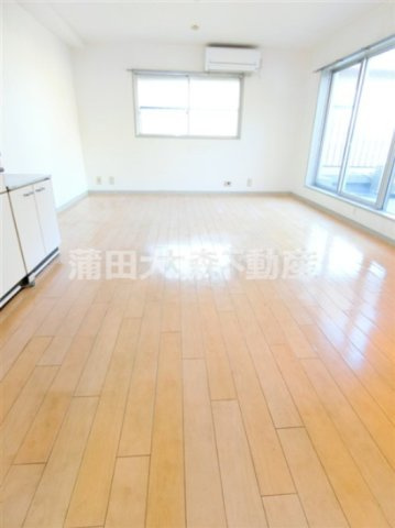 ルナハイツ蒲田の居間・リビング