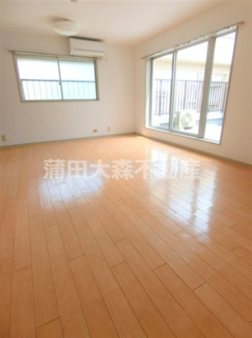 ルナハイツ蒲田の居間・リビング