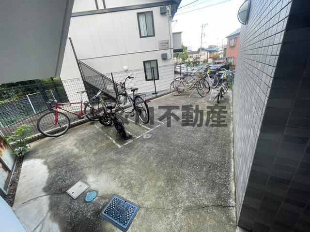 ロイヤル・クレストの庭|お庭で自由な時間を過ごせます